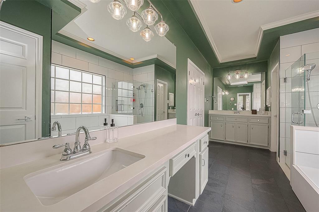 15002 Inverrary Drive