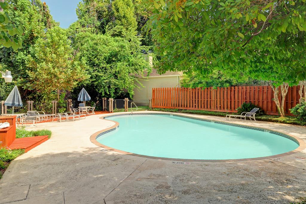 9458 Briar Forest Drive