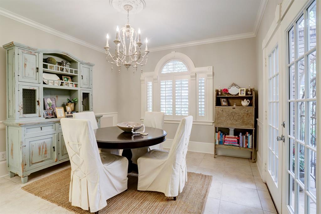 9458 Briar Forest Drive
