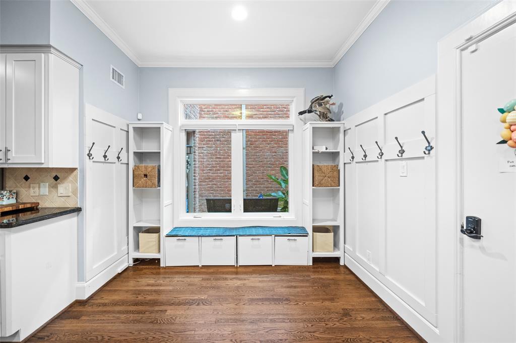 6724 Vanderbilt Street # 3