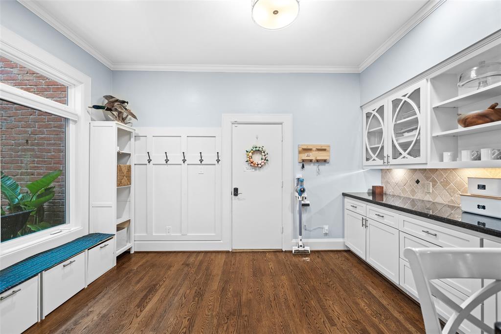 6724 Vanderbilt Street # 3