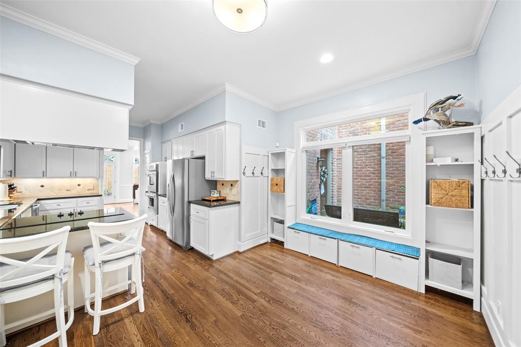 6724 Vanderbilt Street # 3