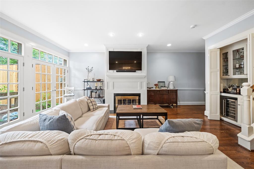 6724 Vanderbilt Street # 3