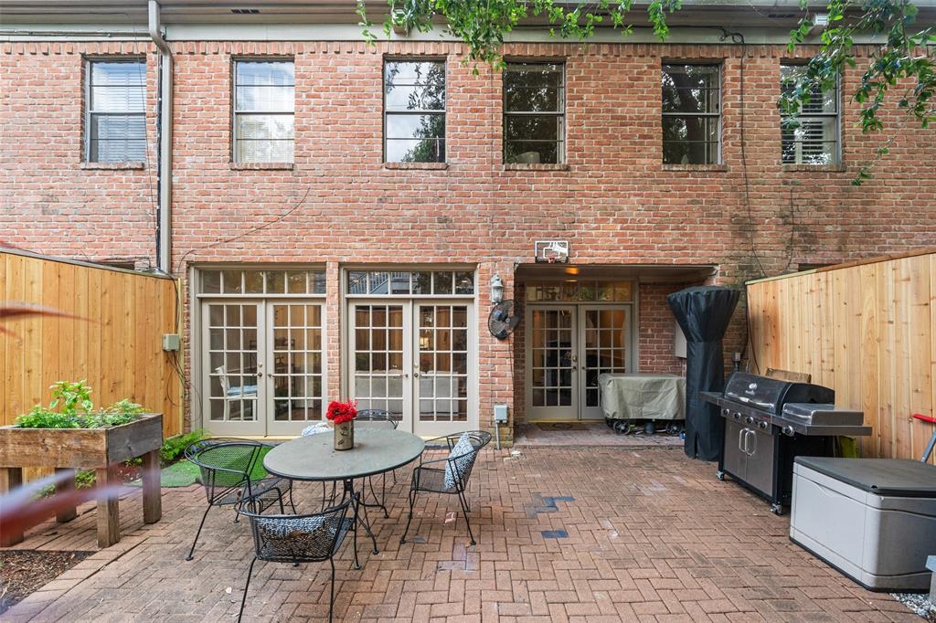 6724 Vanderbilt Street # 3