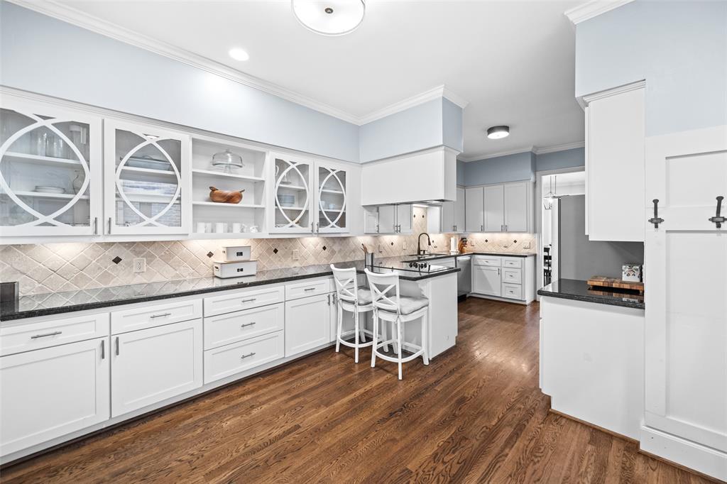 6724 Vanderbilt Street # 3