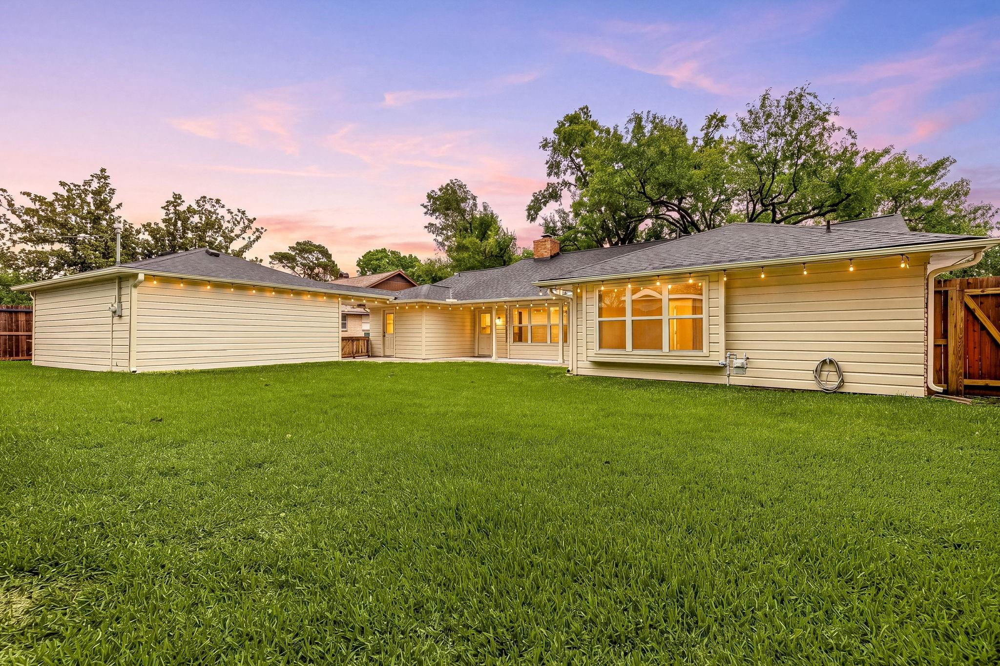9814 Moorberry Lane
