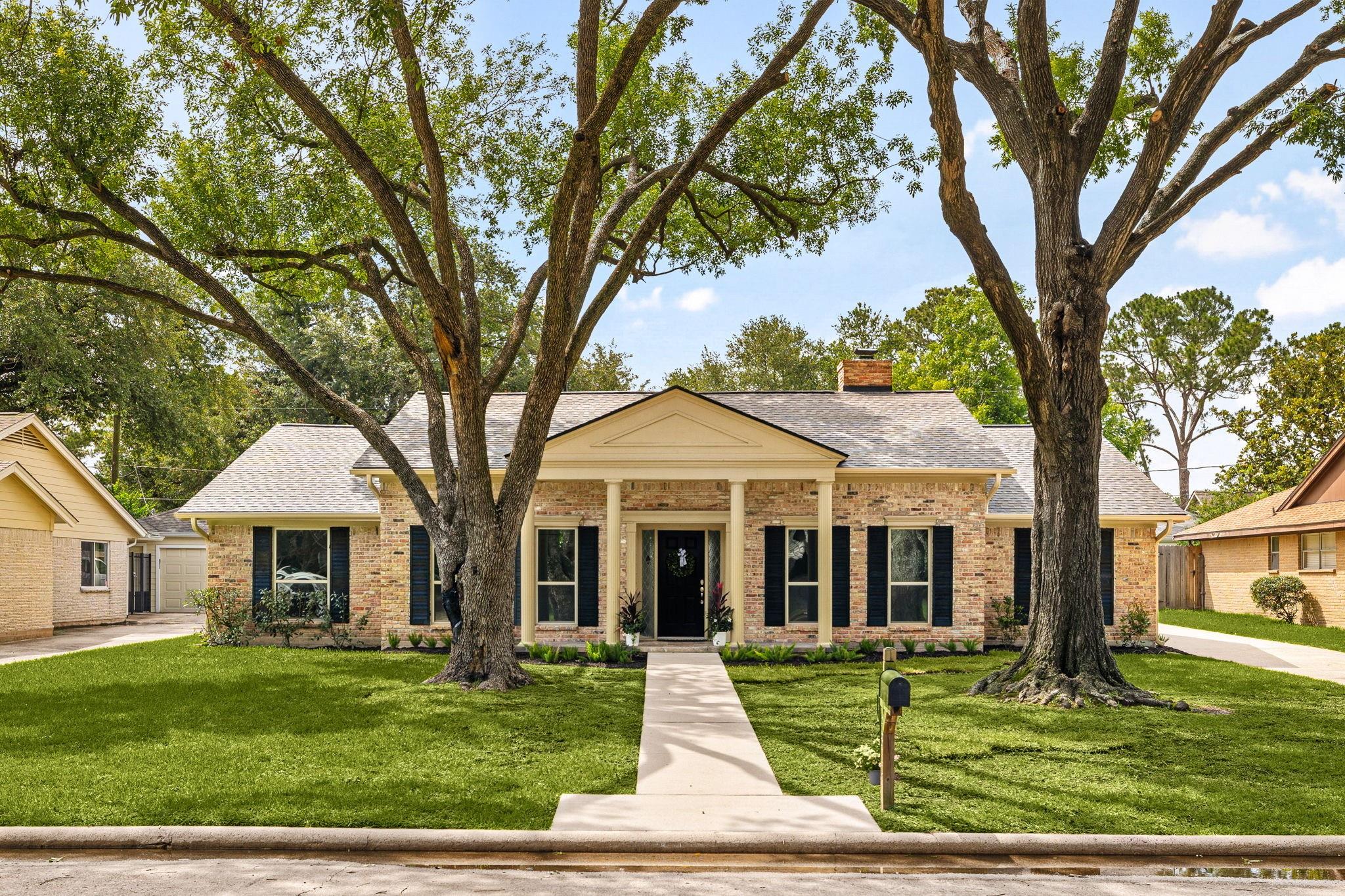 9814 Moorberry Lane
