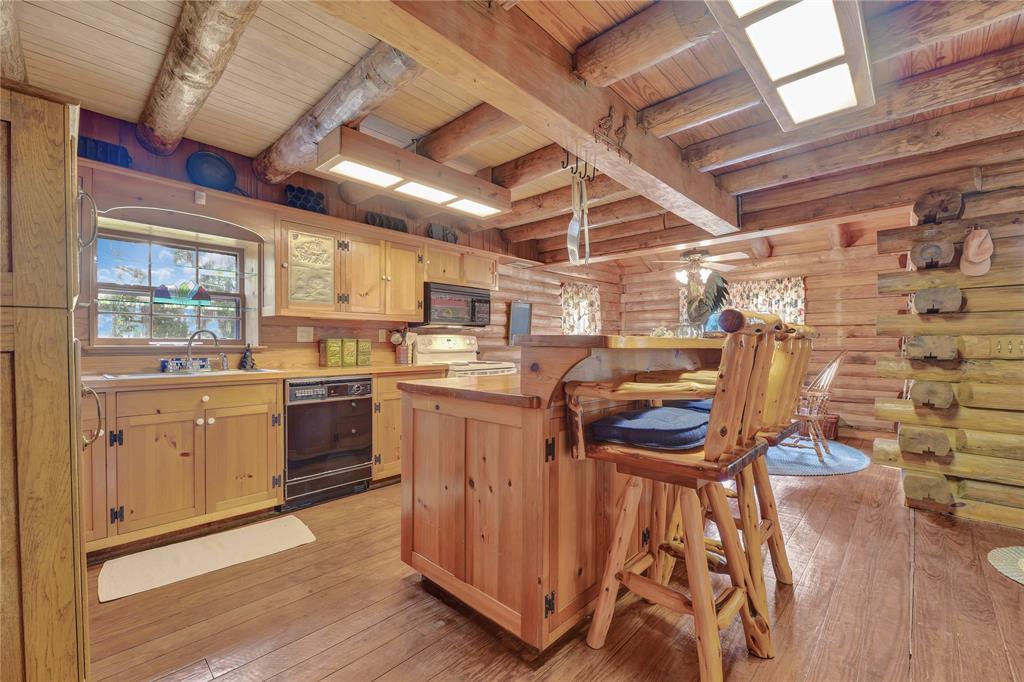 185 Country Lane