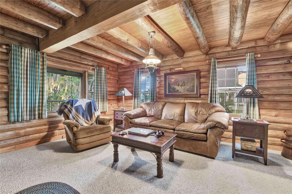 185 Country Lane