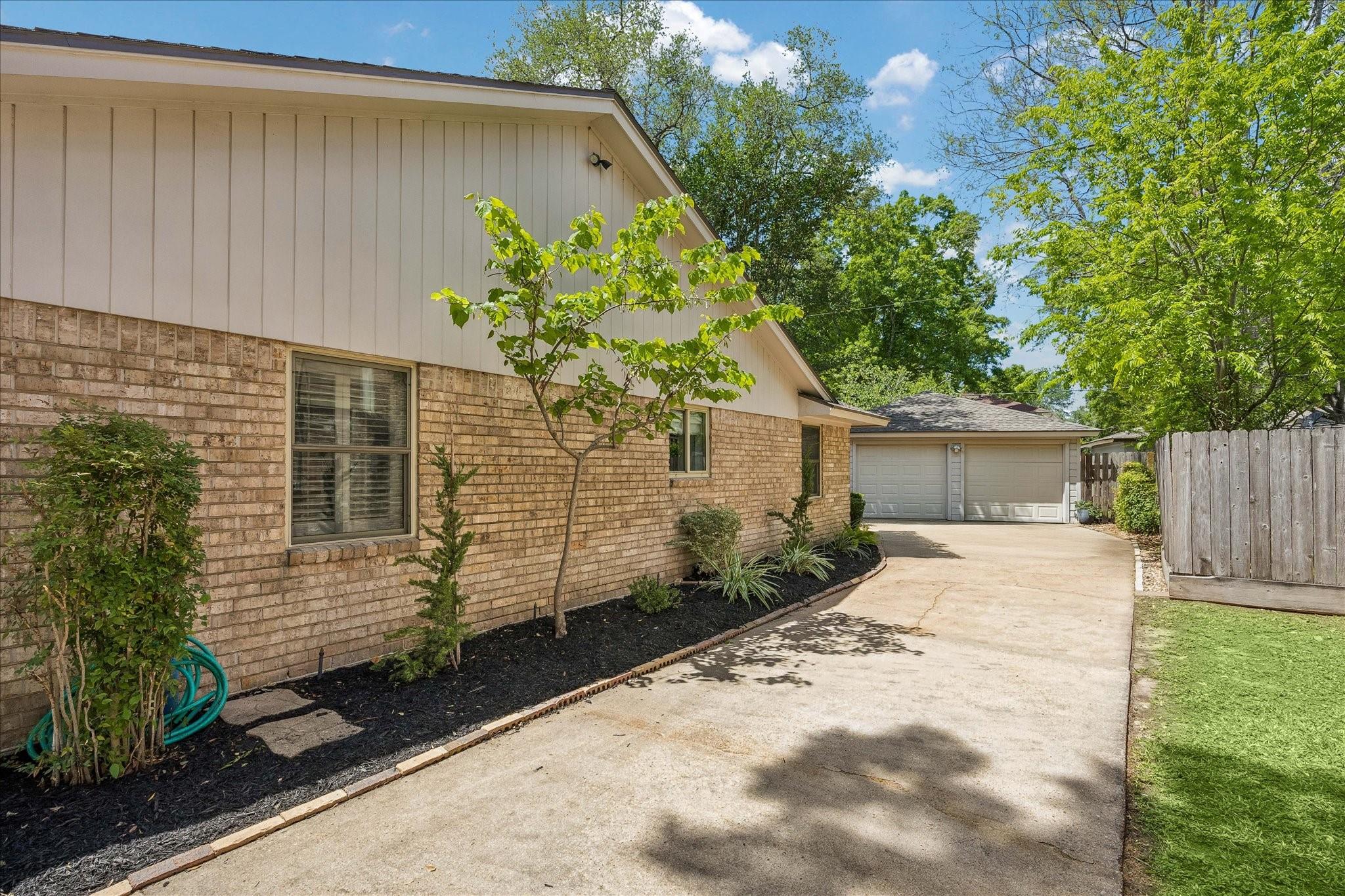 11418 Ash Creek Drive