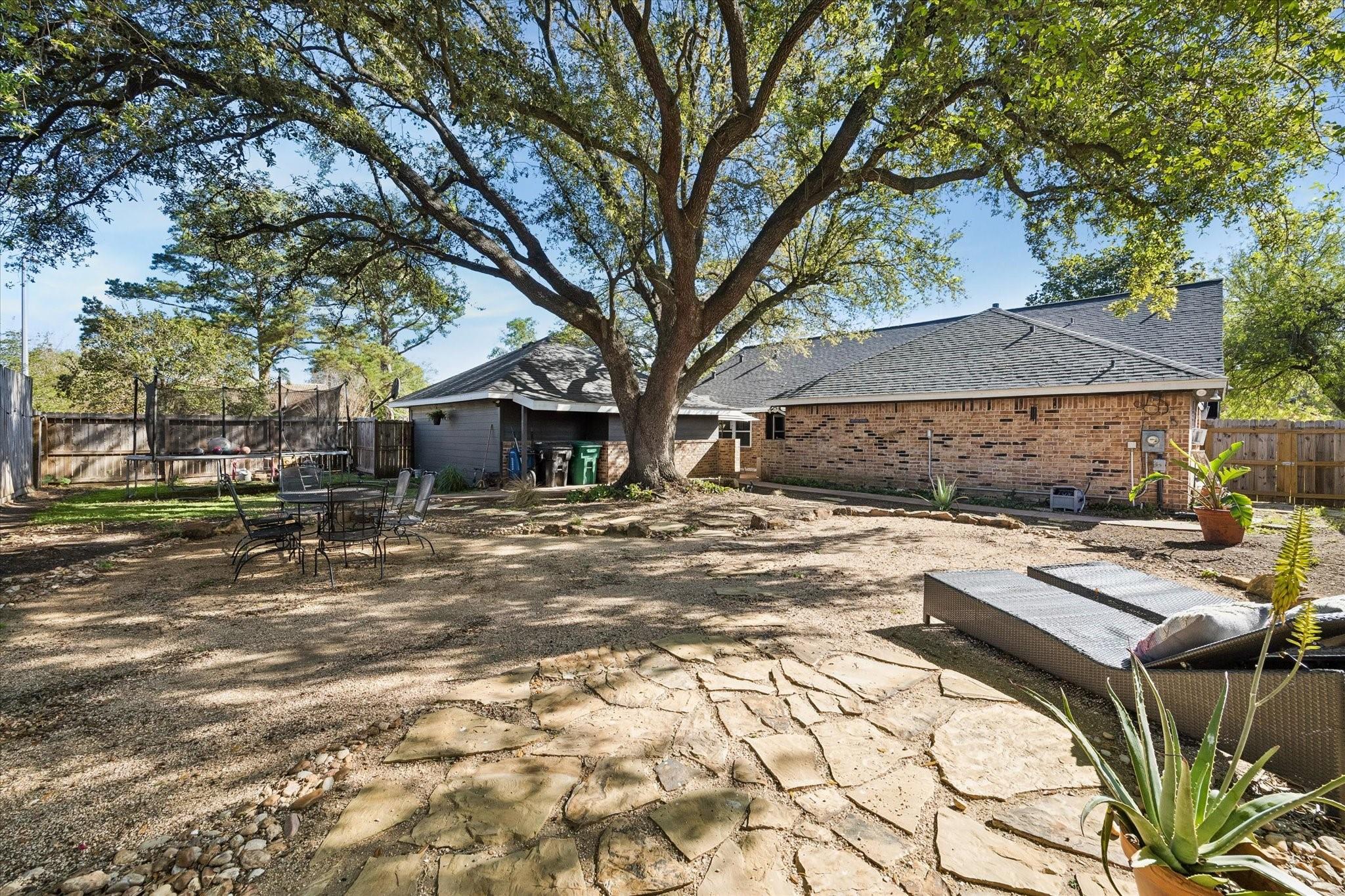 8019 Green Lawn Drive
