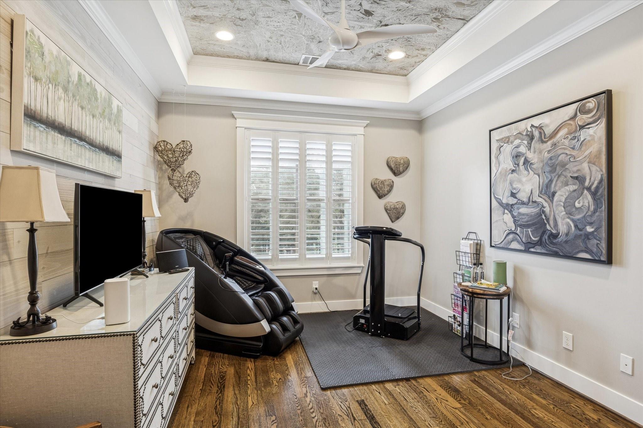 2017 Cortlandt Street