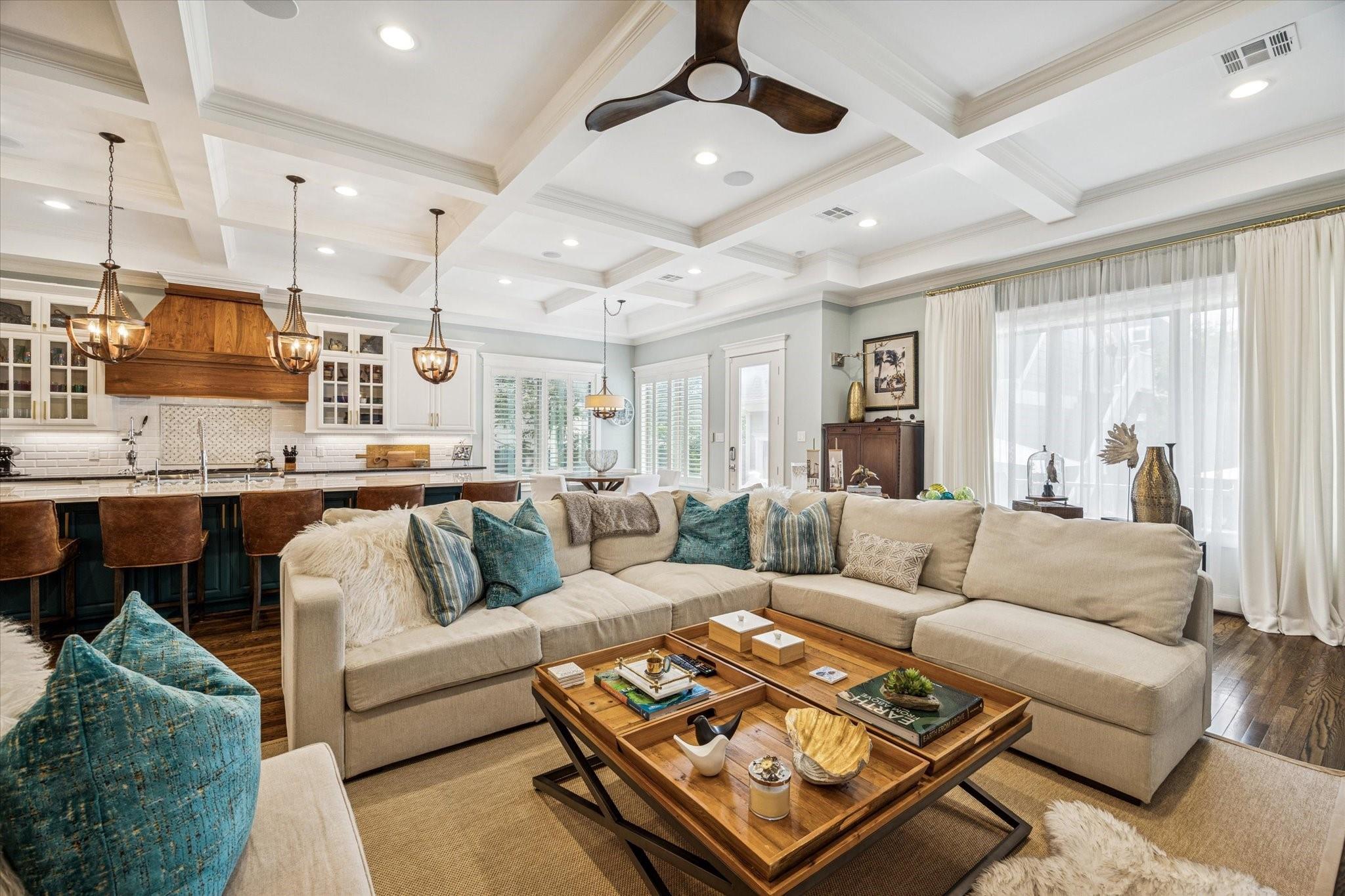 2017 Cortlandt Street