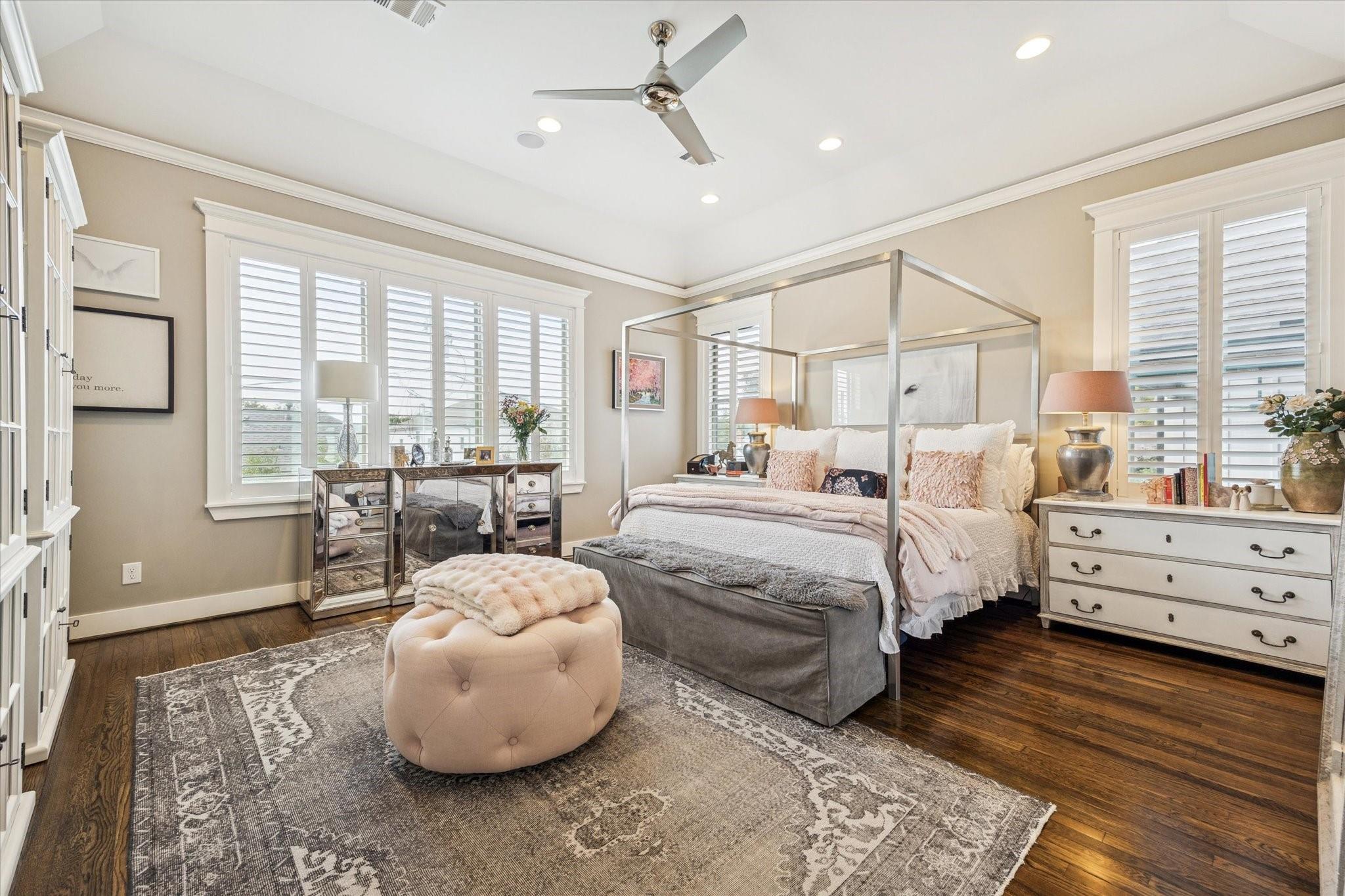 2017 Cortlandt Street