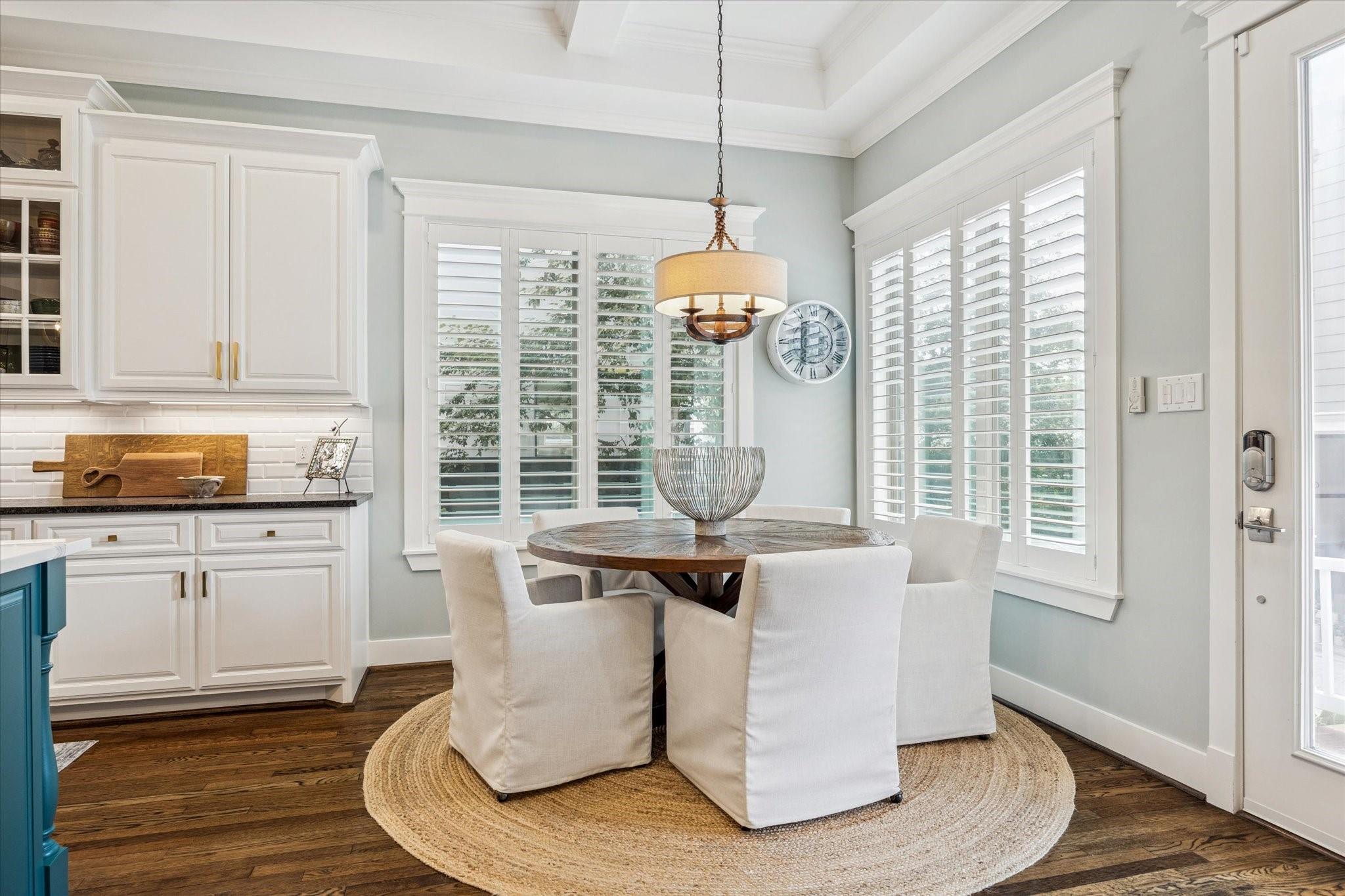 2017 Cortlandt Street