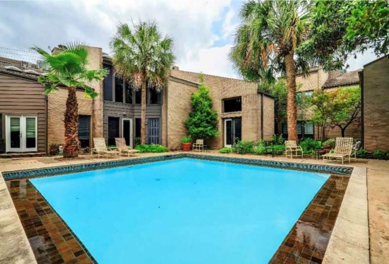 5001 Yoakum Boulevard