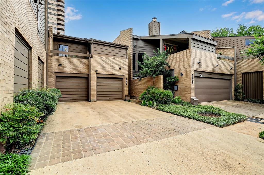 5001 Yoakum Boulevard