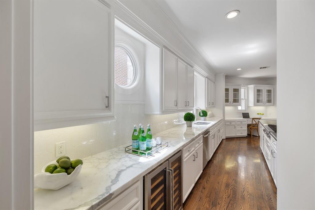 3779 Tangley Road