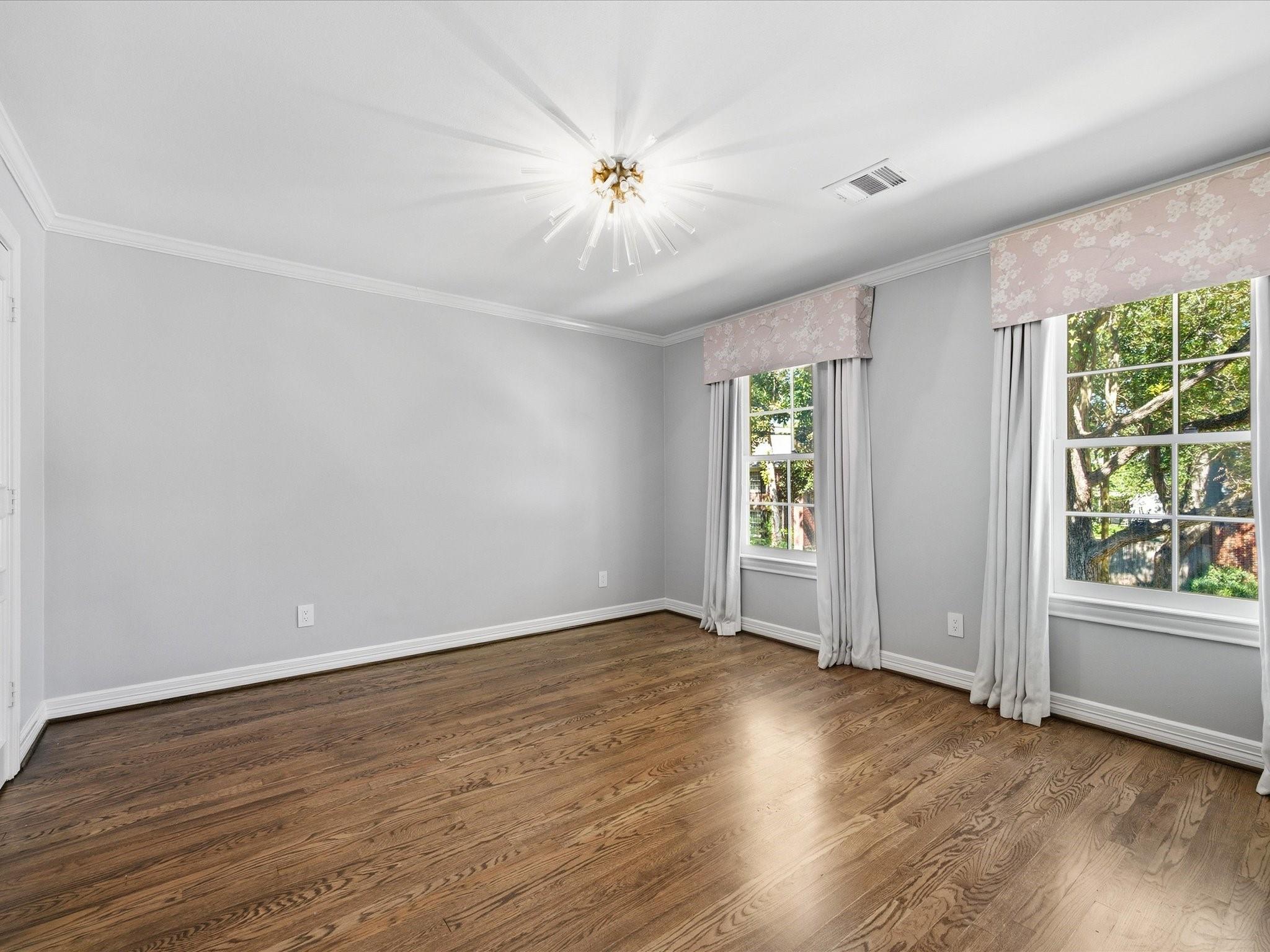 2701 Centenary Street