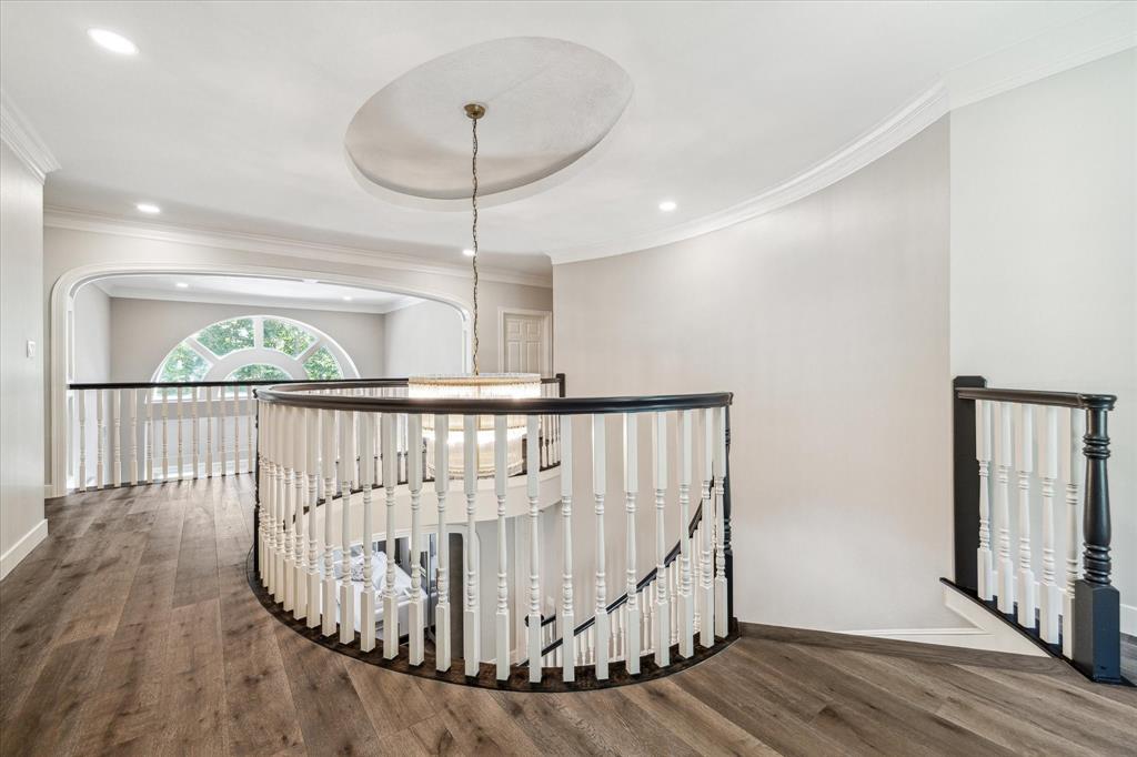 8 Dunnam Lane