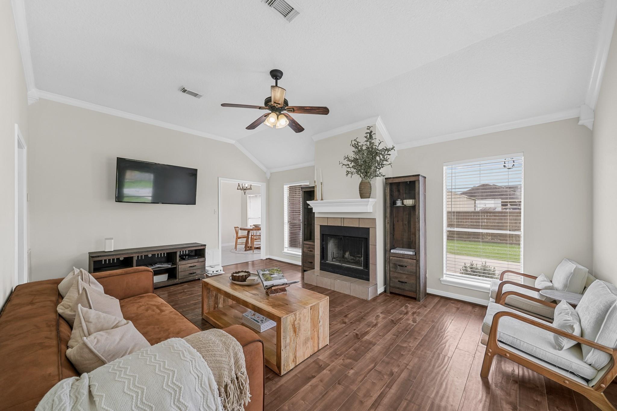 3603 Lone Pine Drive