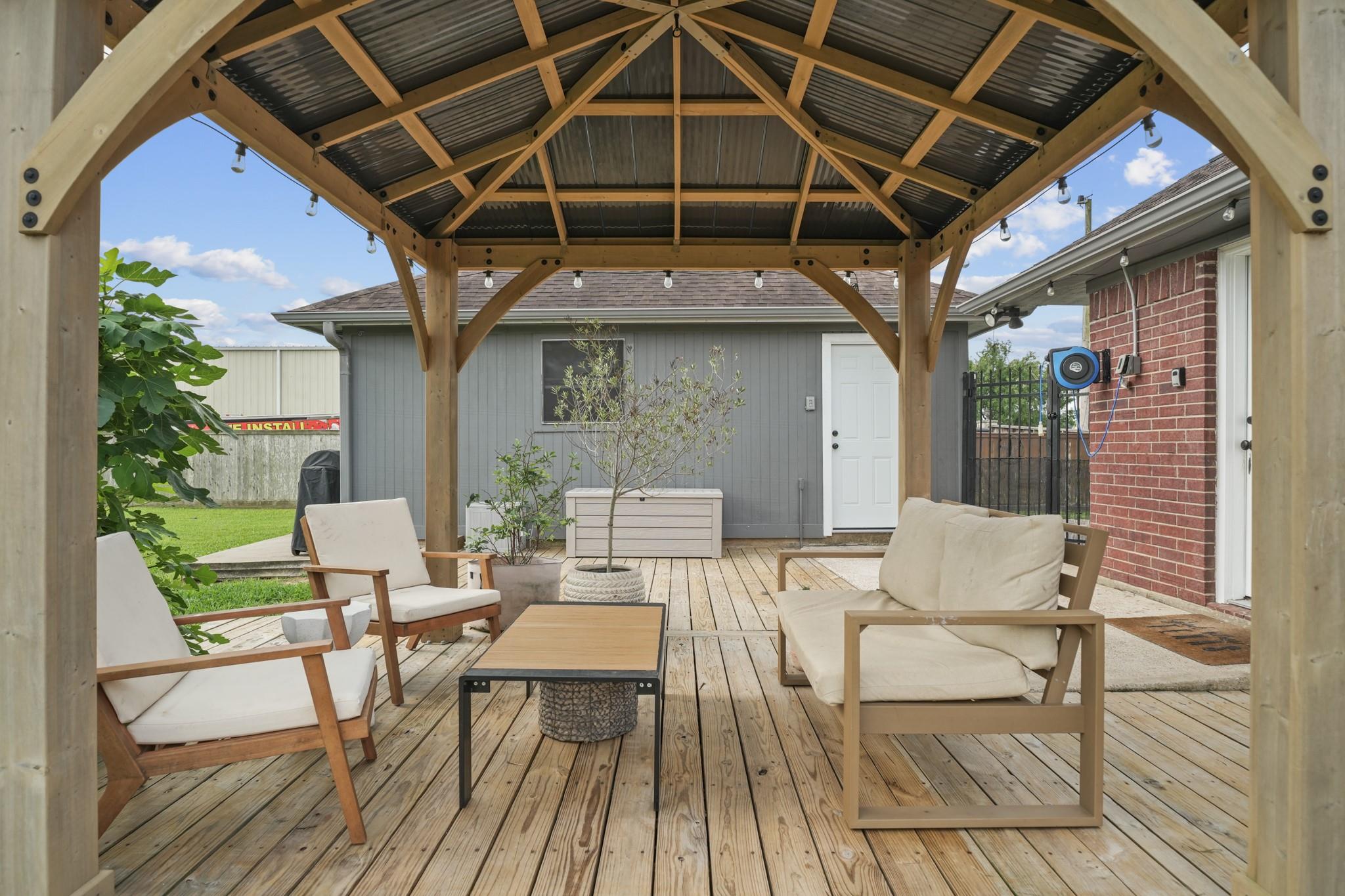 3603 Lone Pine Drive