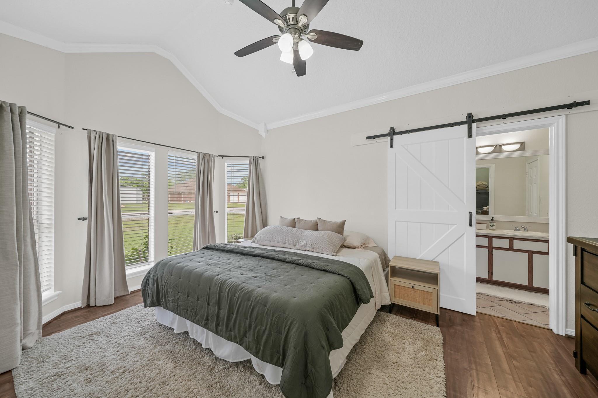 3603 Lone Pine Drive