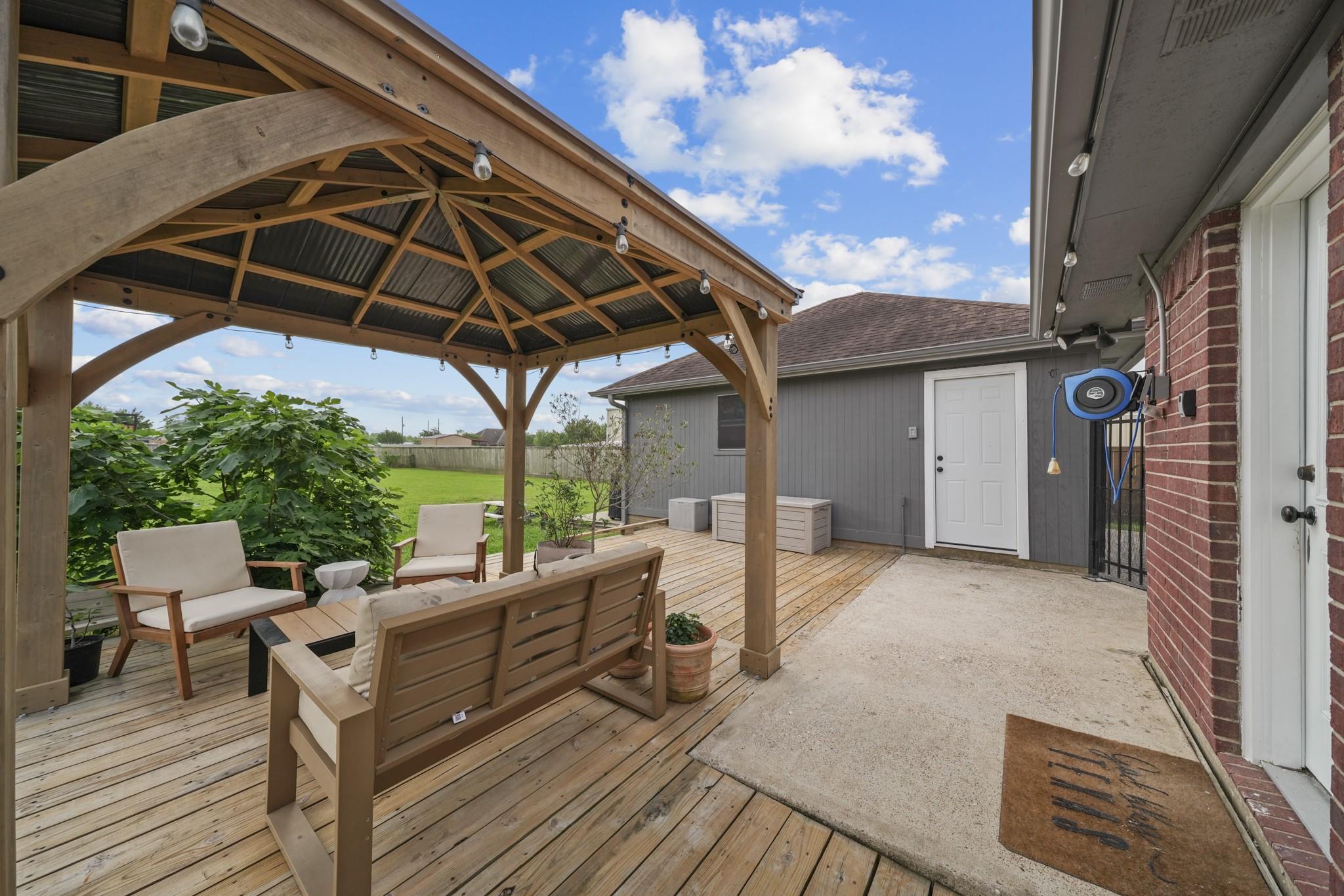 3603 Lone Pine Drive
