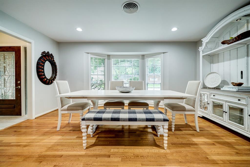 9622 Meadowcroft Drive