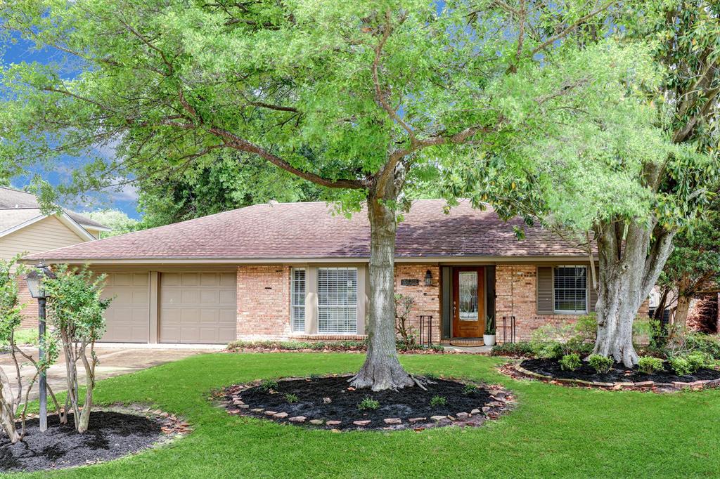 9622 Meadowcroft Drive