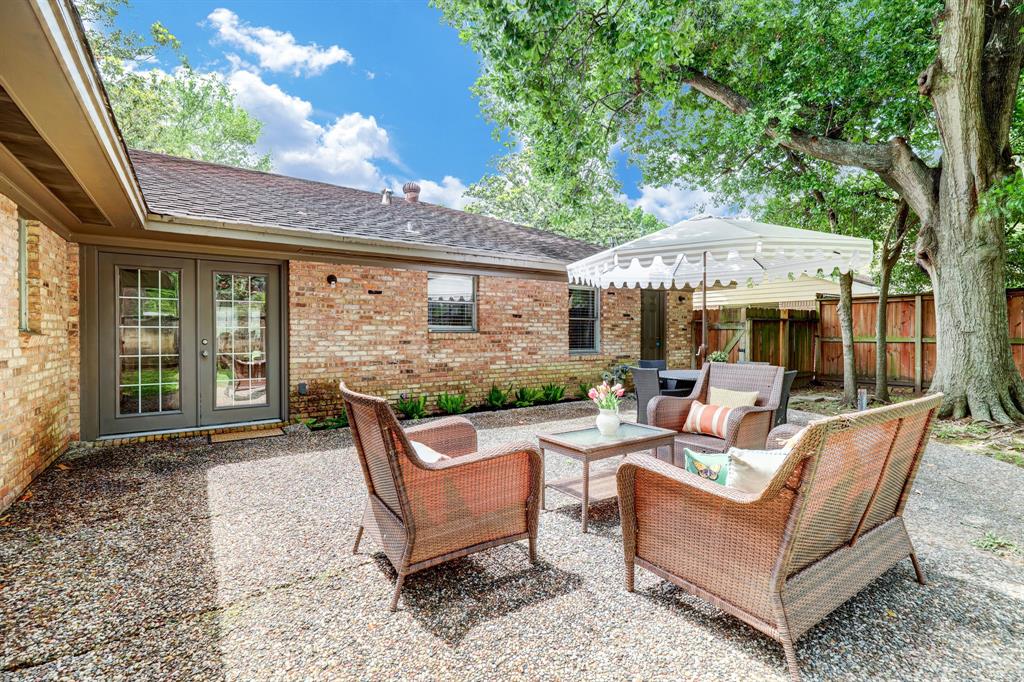 9622 Meadowcroft Drive