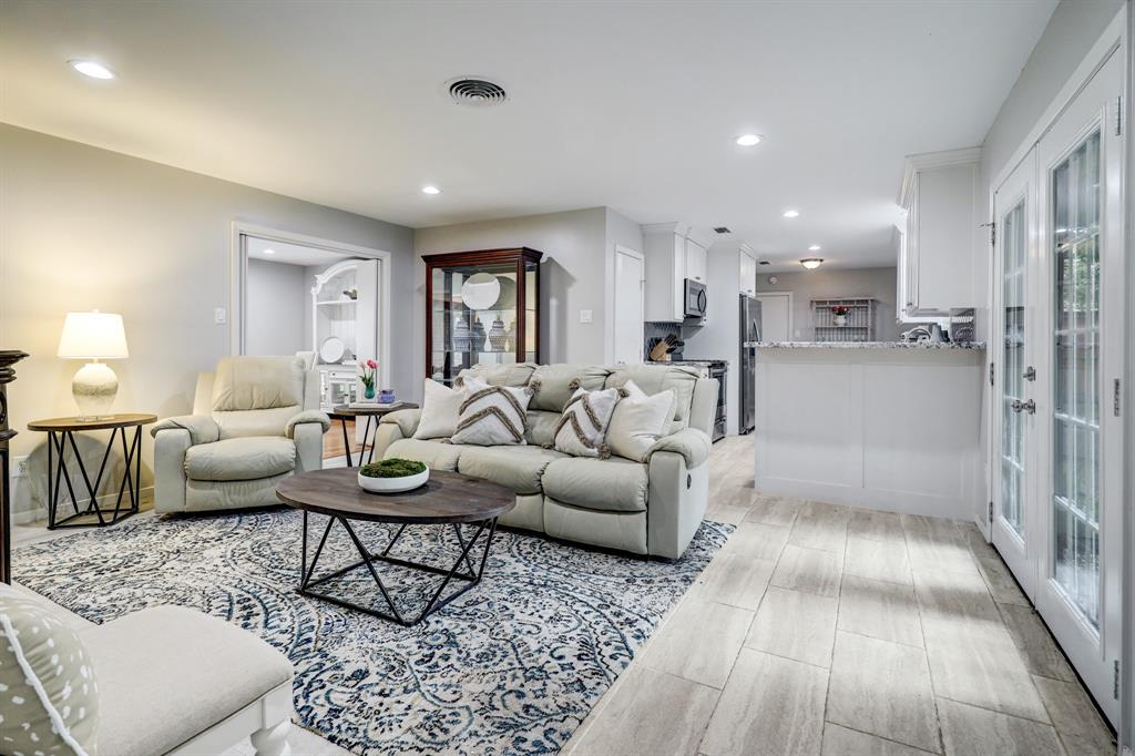 9622 Meadowcroft Drive