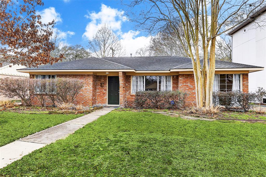 9018 Marlive Lane