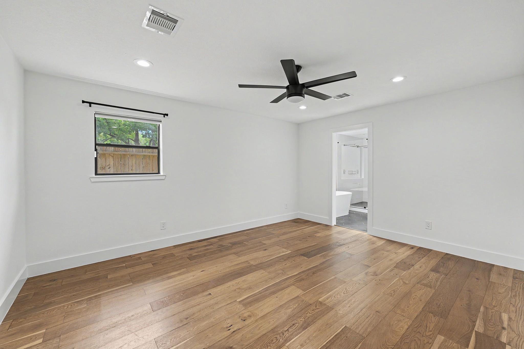 6735 Grovewood Lane