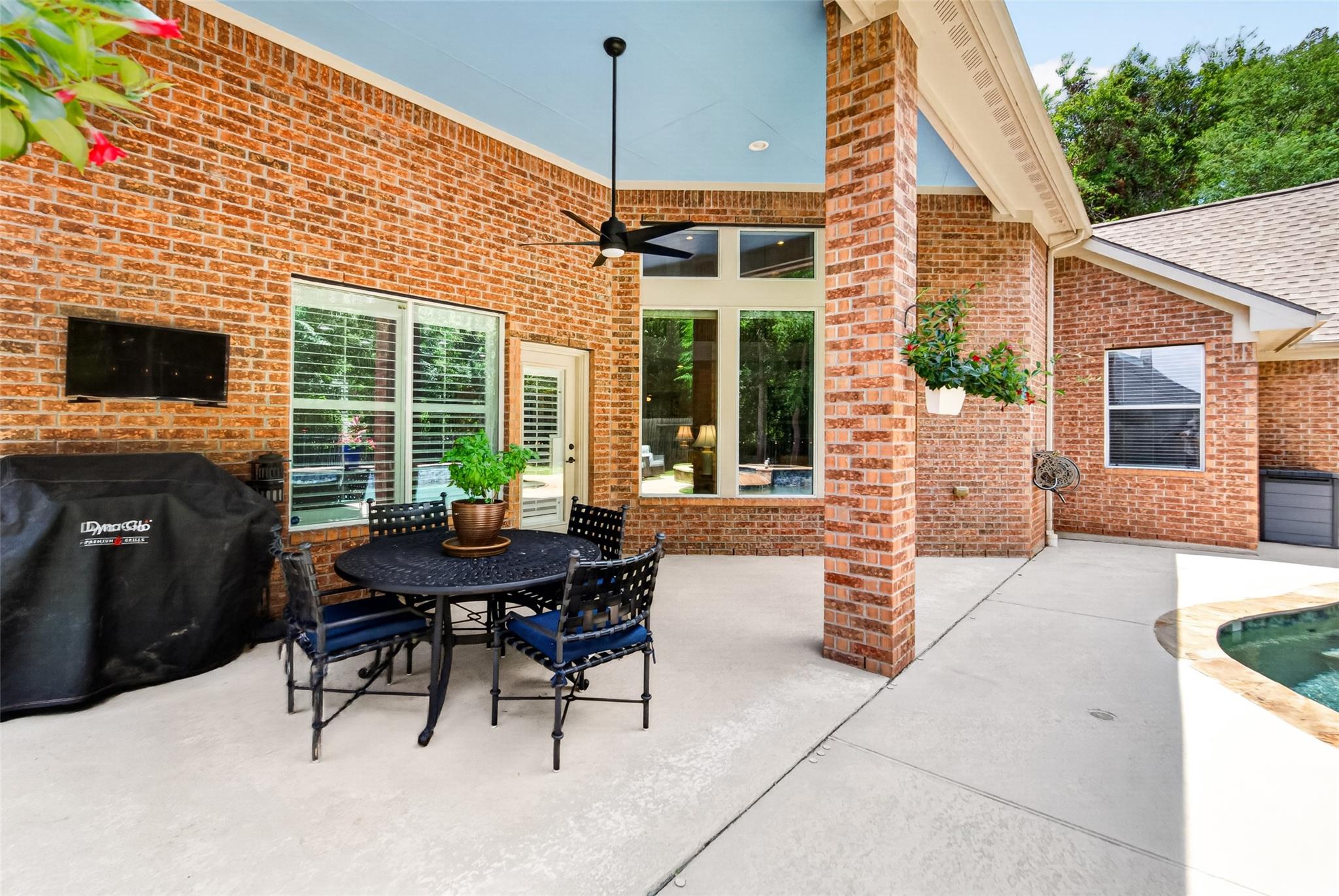 15818 Hunters Lake Way