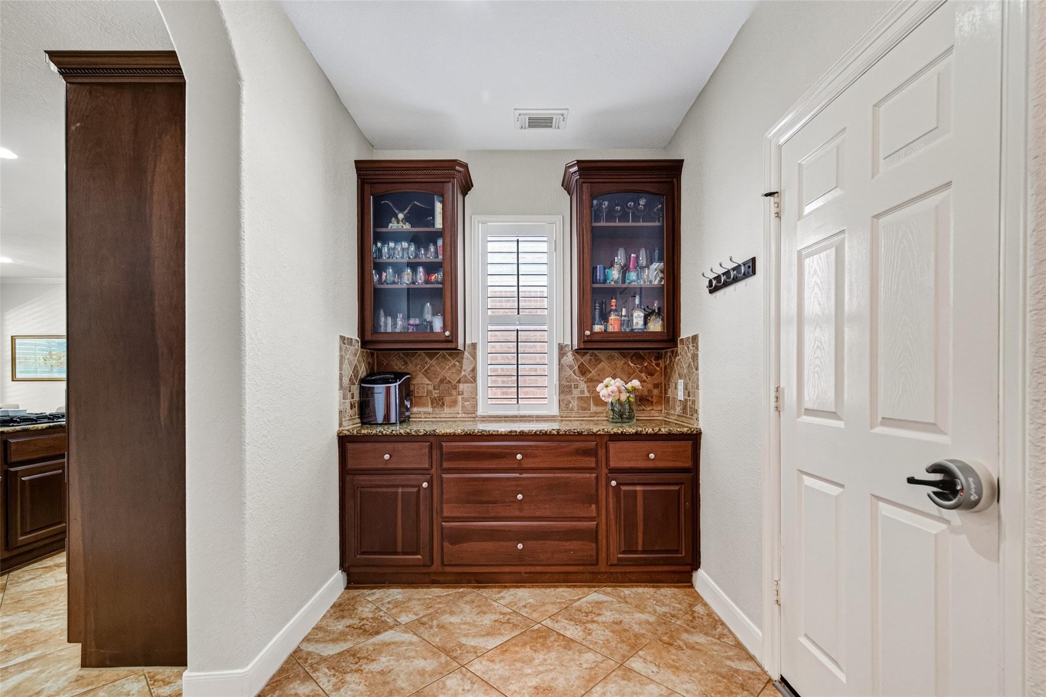 15818 Hunters Lake Way