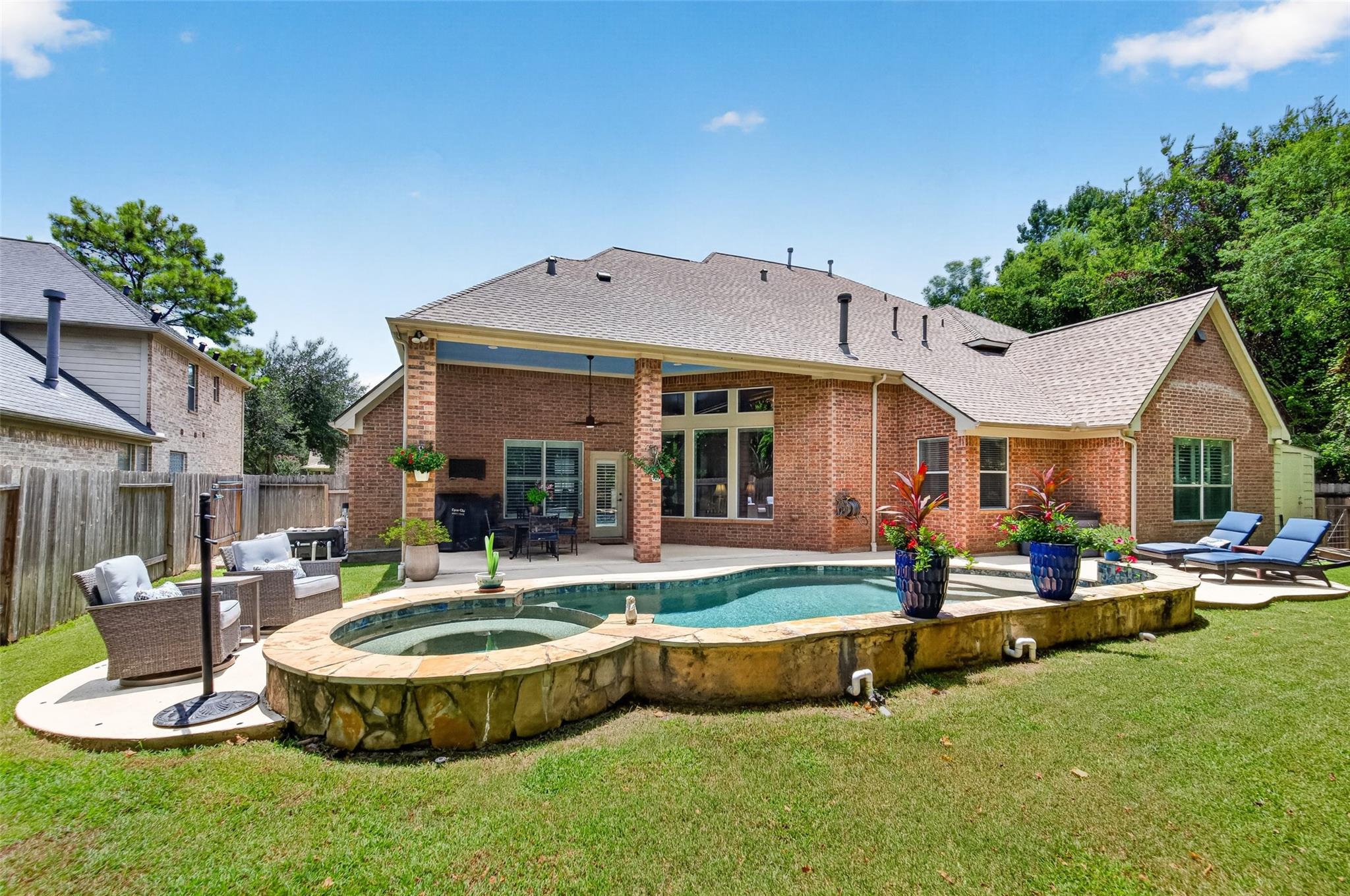 15818 Hunters Lake Way
