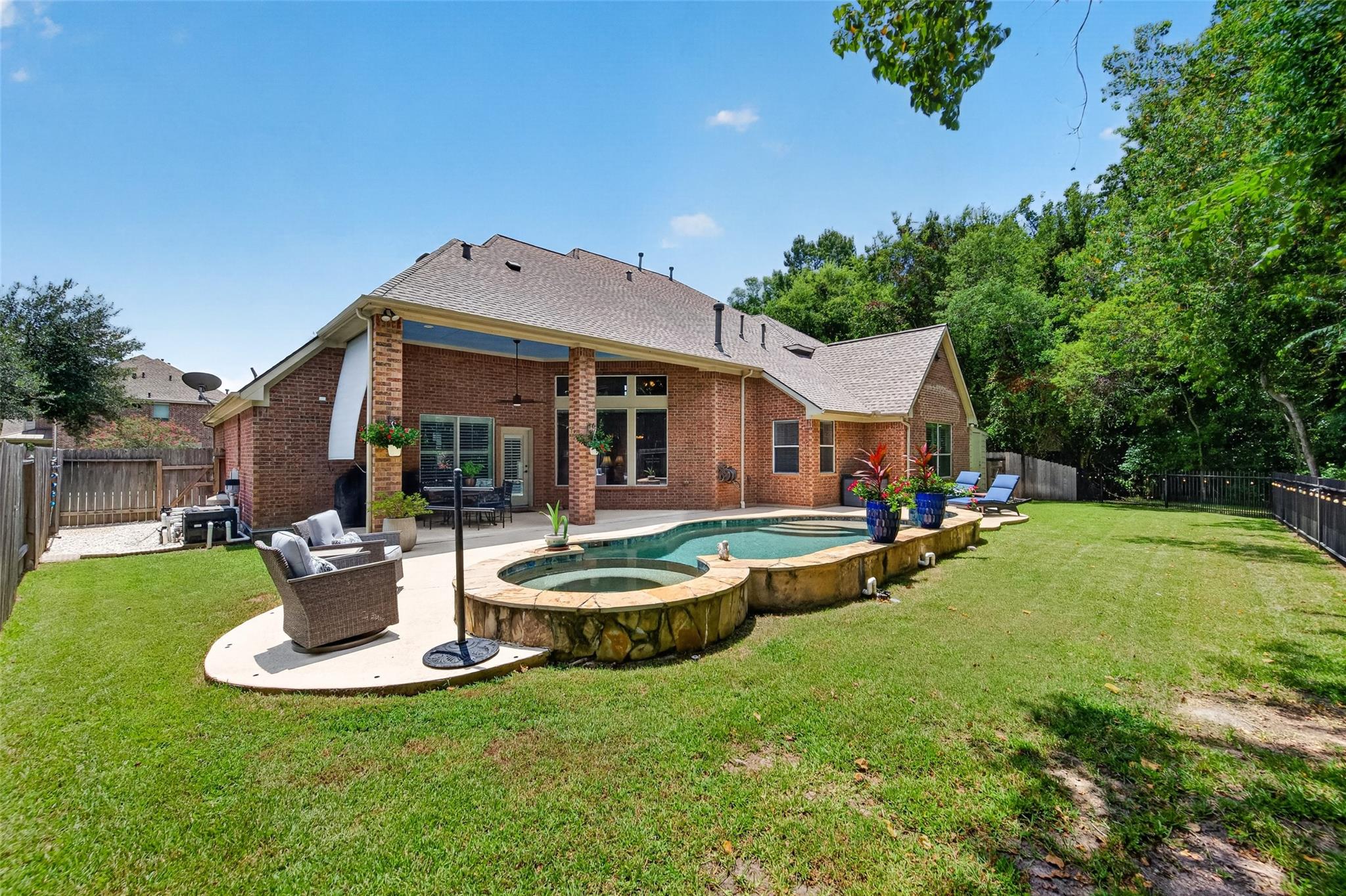 15818 Hunters Lake Way