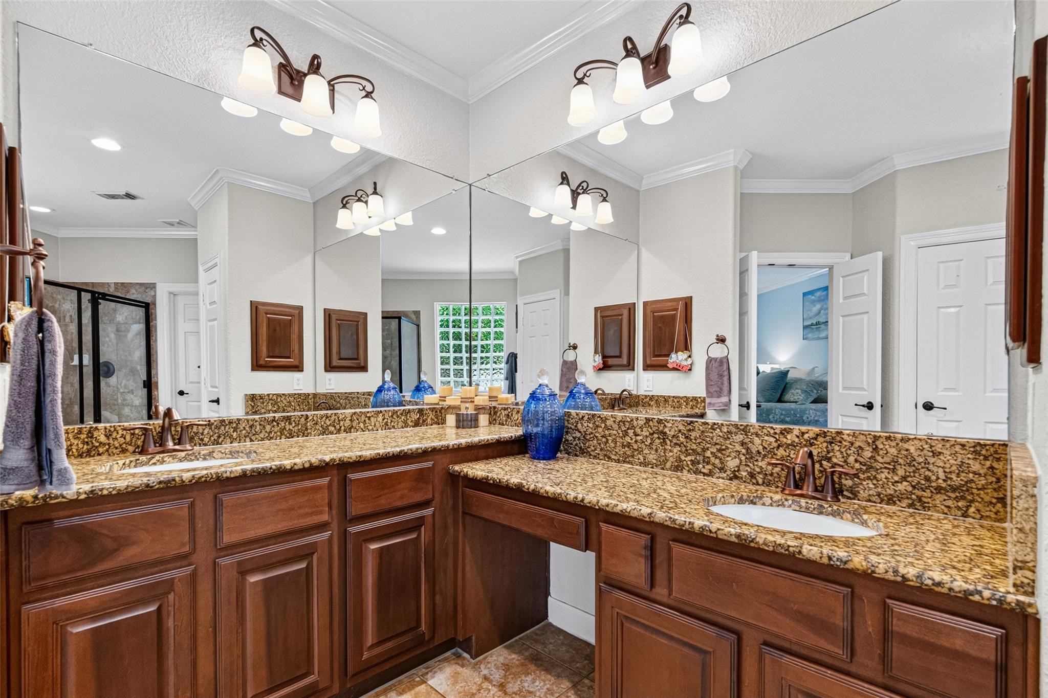 15818 Hunters Lake Way