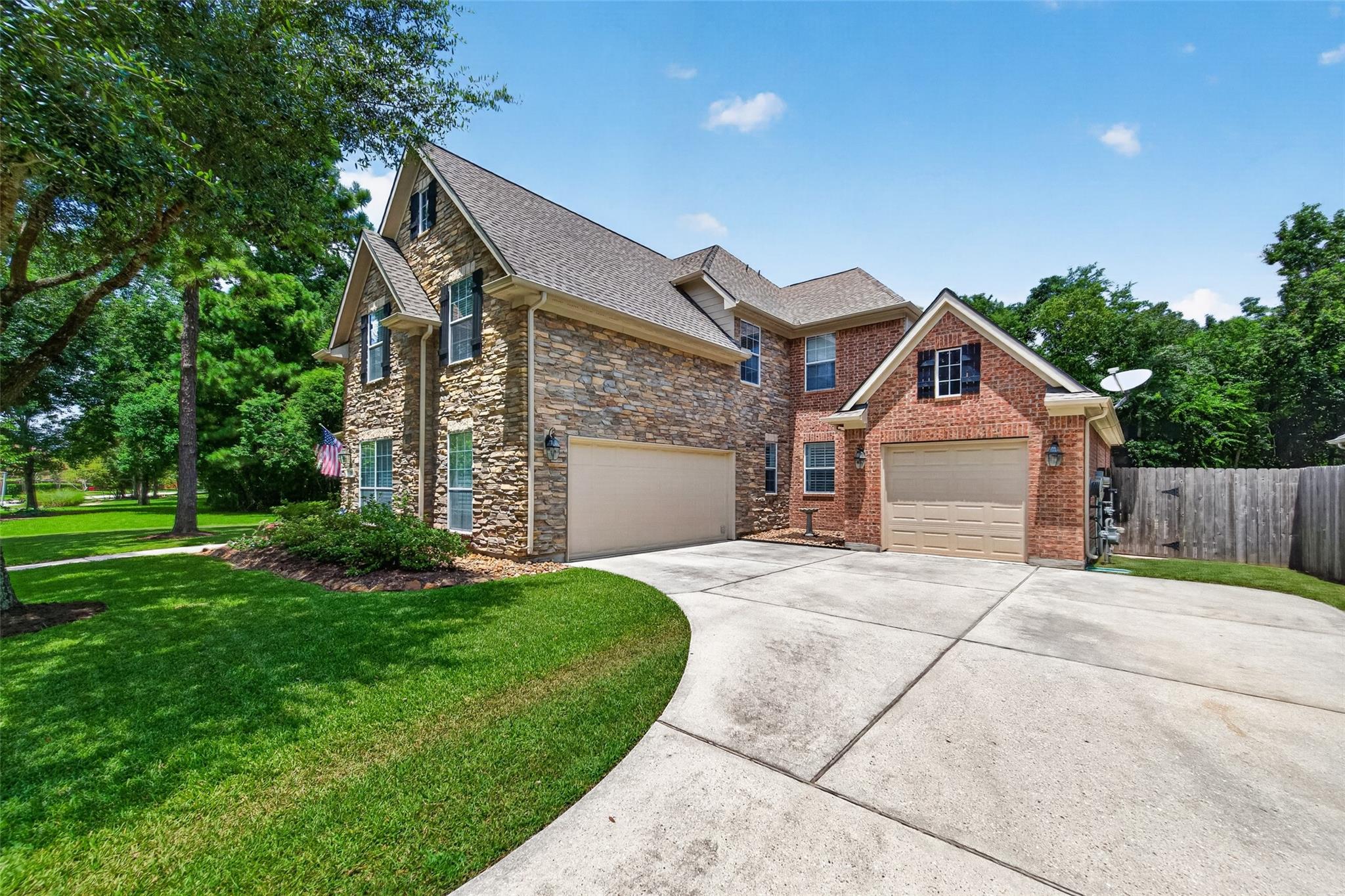 15818 Hunters Lake Way