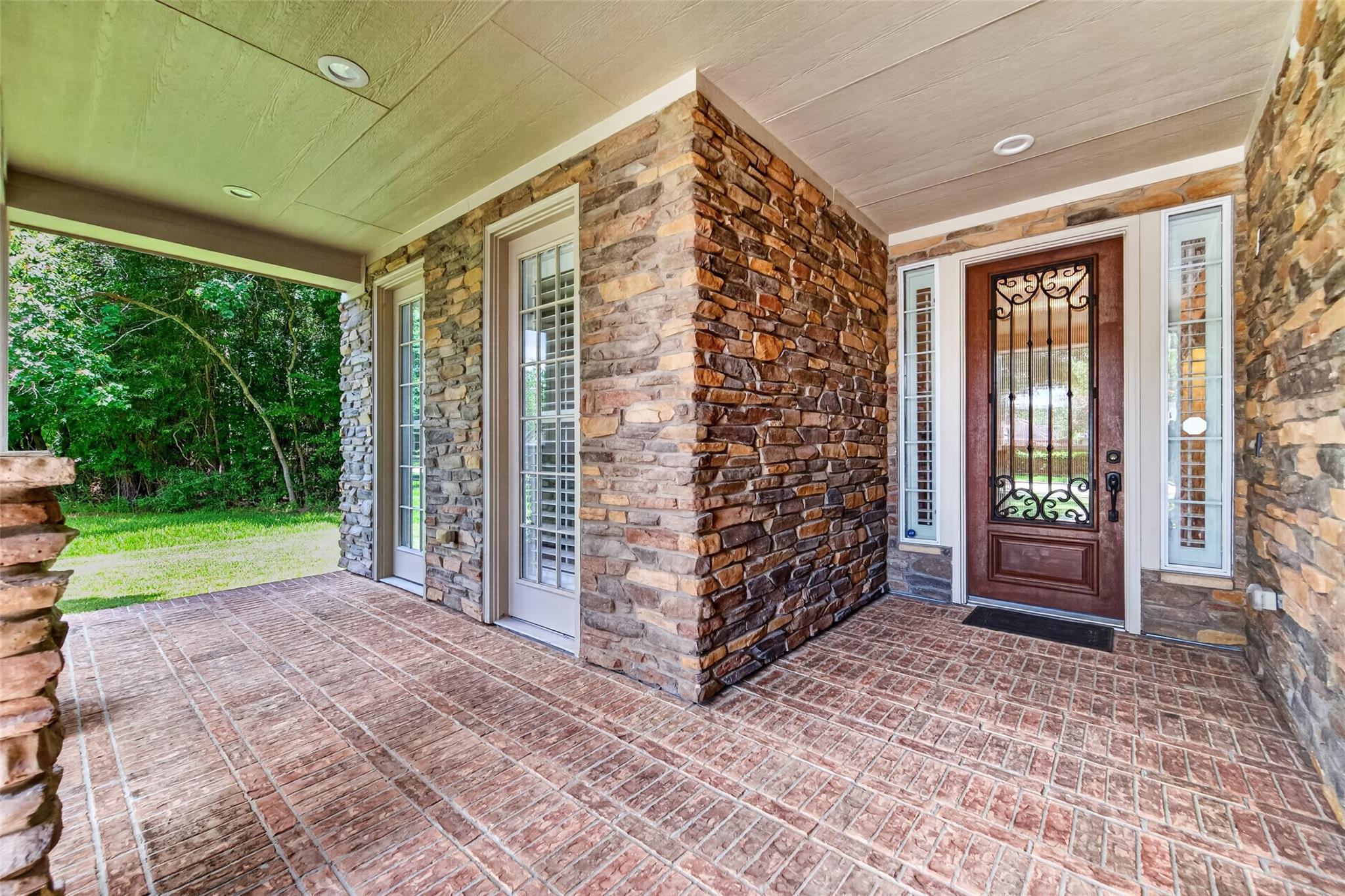 15818 Hunters Lake Way