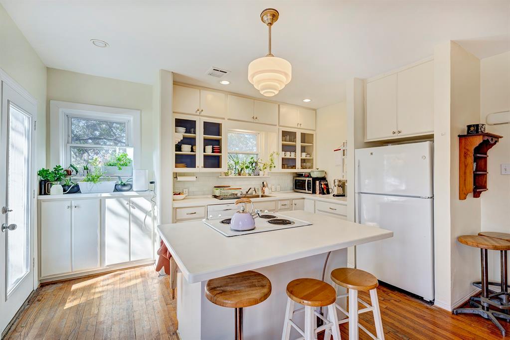 1625 Hawthorne Street