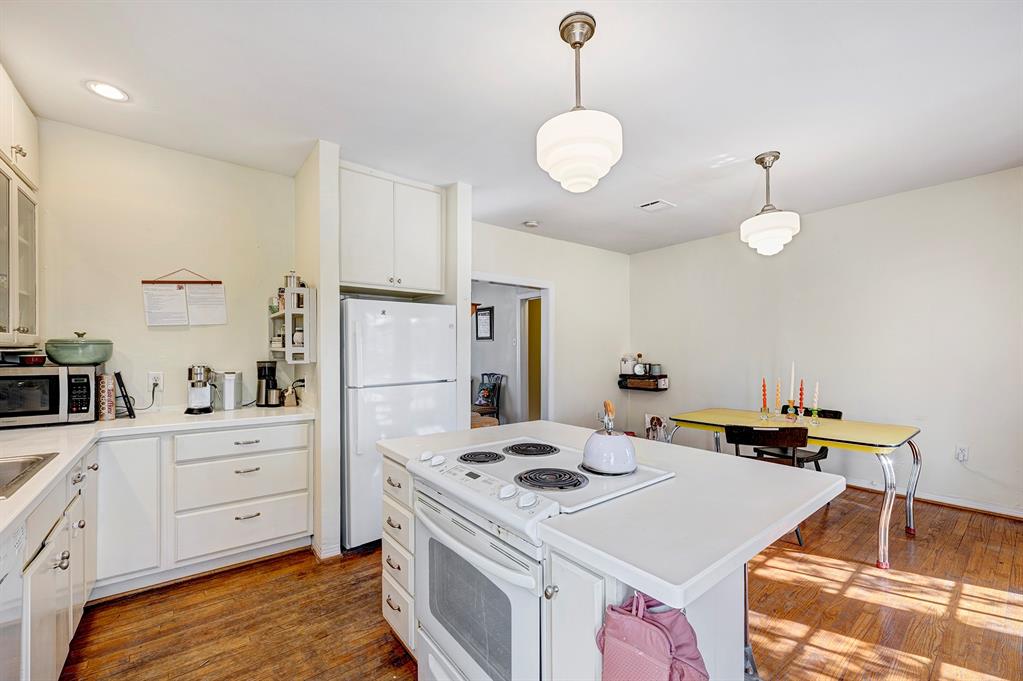 1625 Hawthorne Street