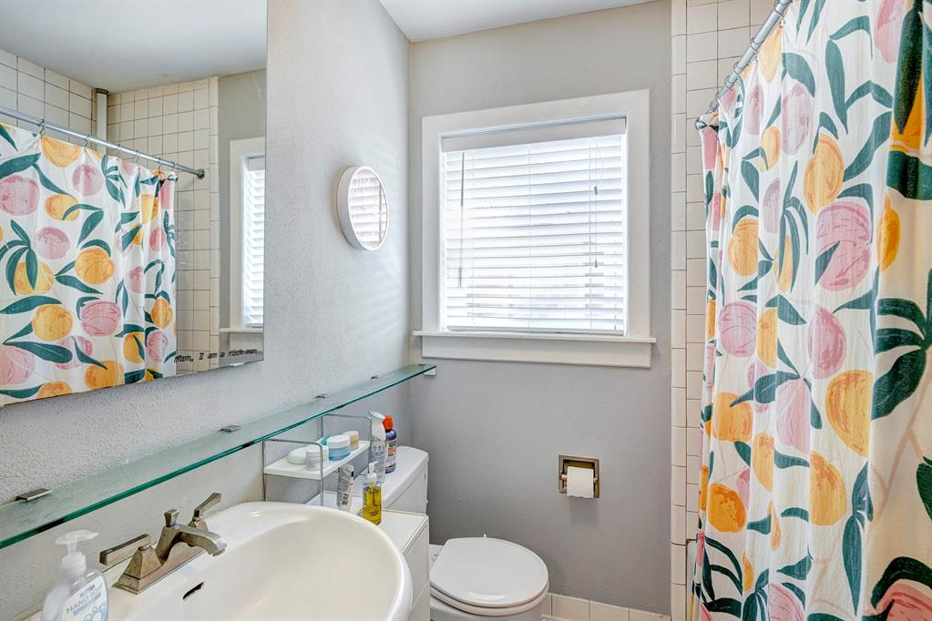 1625 Hawthorne Street