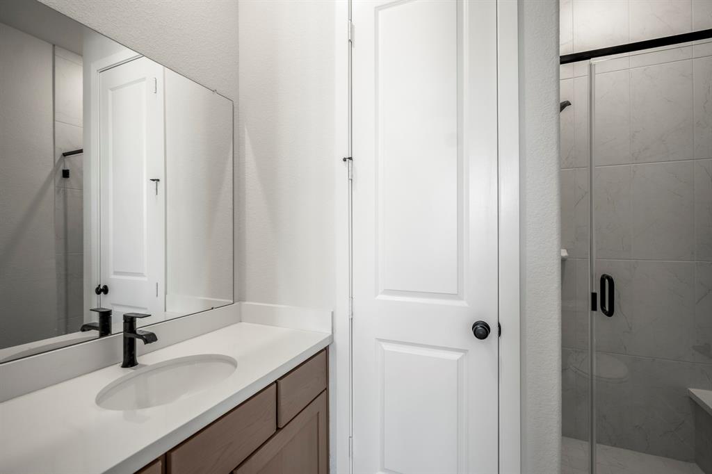 427 Venado View Court