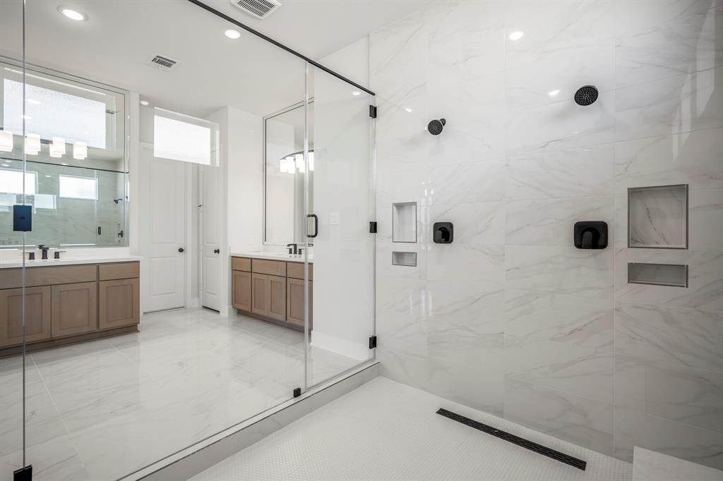 427 Venado View Court