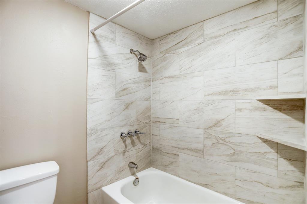 1860 White Oak Drive # 364