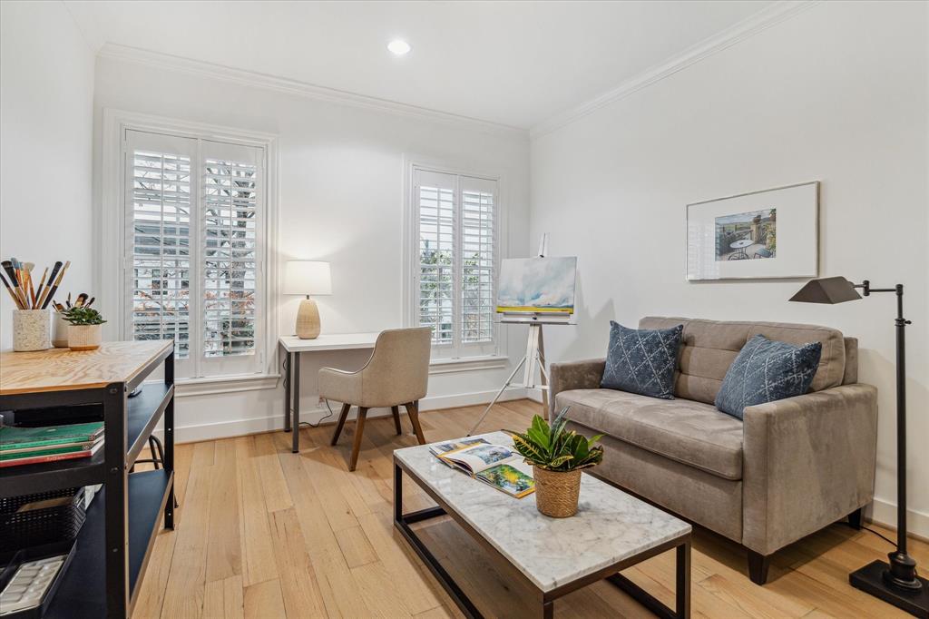 2223 North Boulevard