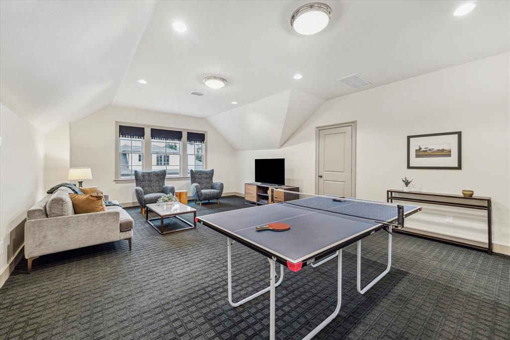 2223 North Boulevard