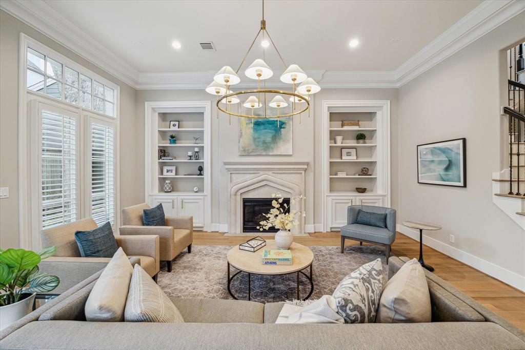 2223 North Boulevard